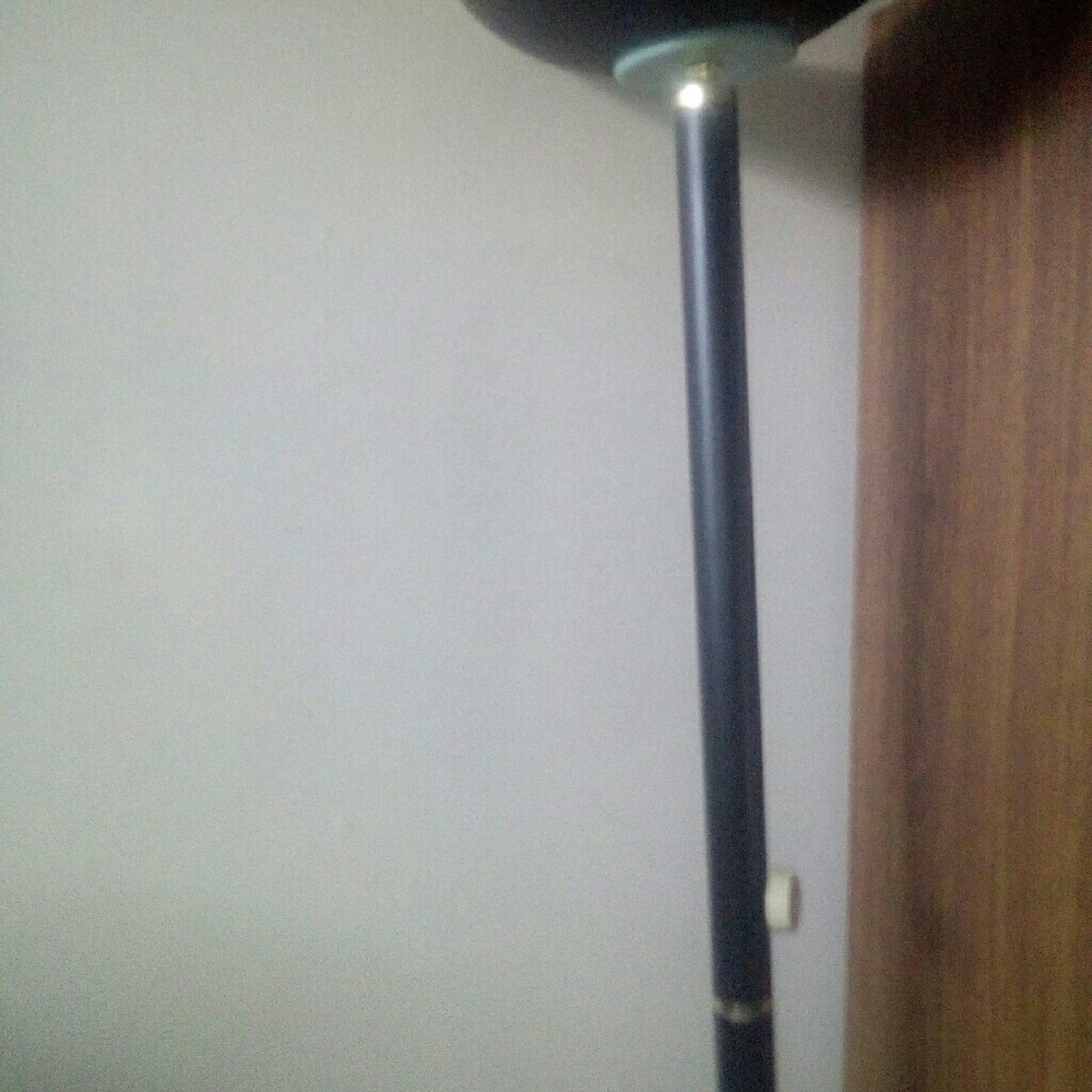 Tall stand up light